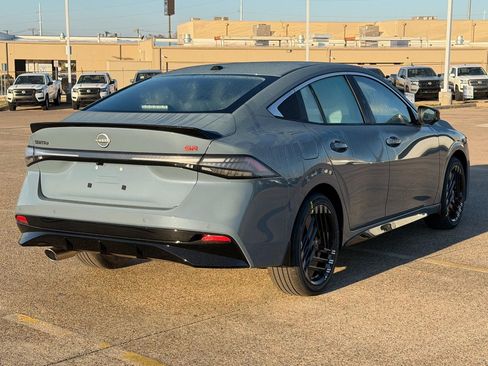 New 2026 Nissan Sentra SR image 5