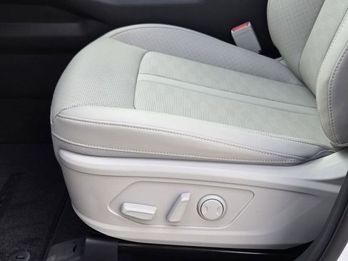 New 2026 Kia Sorento S AWD/4WD image 17