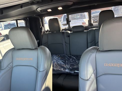 New 2026 Jeep Gladiator Mojave AWD/4WD image 32