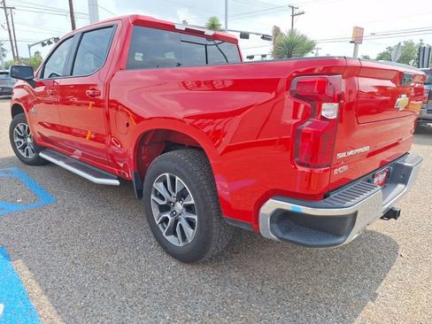Used 2025 Chevrolet Silverado 1500 LT w/ Texas Edition Plus AWD/4WD image 4
