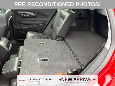Used 2023 GMC Terrain SLT w/ Elevation Edition AWD/4WD image 22