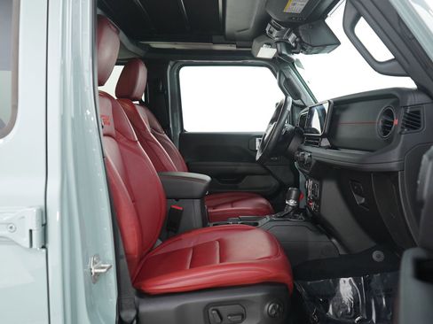 Used 2024 Jeep Wrangler Rubicon 392 image 11
