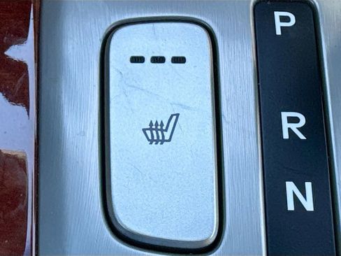 Used 2014 Hyundai Genesis 3.8 w/ Premium Package 02 image 24