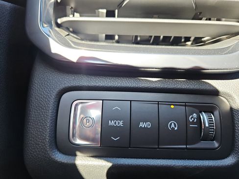 New 2026 GMC Acadia AT4 AWD/4WD image 15