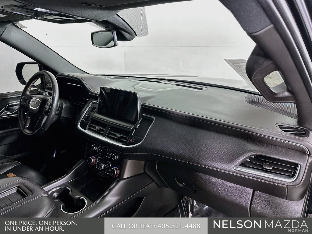 Used 2022 GMC Yukon XL AT4 AWD/4WD image 33