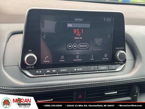 Used 2022 Nissan Rogue S FWD image 19