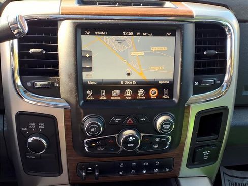 Used 2015 RAM 2500 Laramie w/ Convenience Group image 17