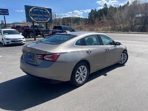 Used 2022 Chevrolet Malibu LT image 6