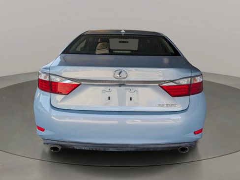 Used 2013 Lexus ES 350 w/ Luxury Pkg FWD image 4