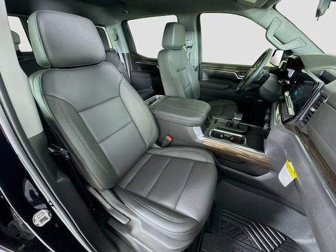 New 2026 Chevrolet Silverado 1500 LT Trail Boss w/ Convenience Package II AWD/4WD image 28