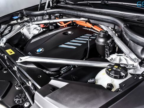 Used 2023 BMW X5 xDrive45e w/ Executive Package image 13