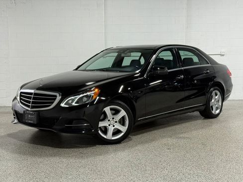 Used 2014 Mercedes-Benz E 350 4MATIC Sedan image 2
