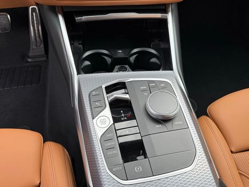 New 2026 BMW 330i Sedan RWD image 26