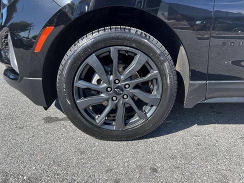Used 2023 Chevrolet Equinox RS AWD/4WD image 12