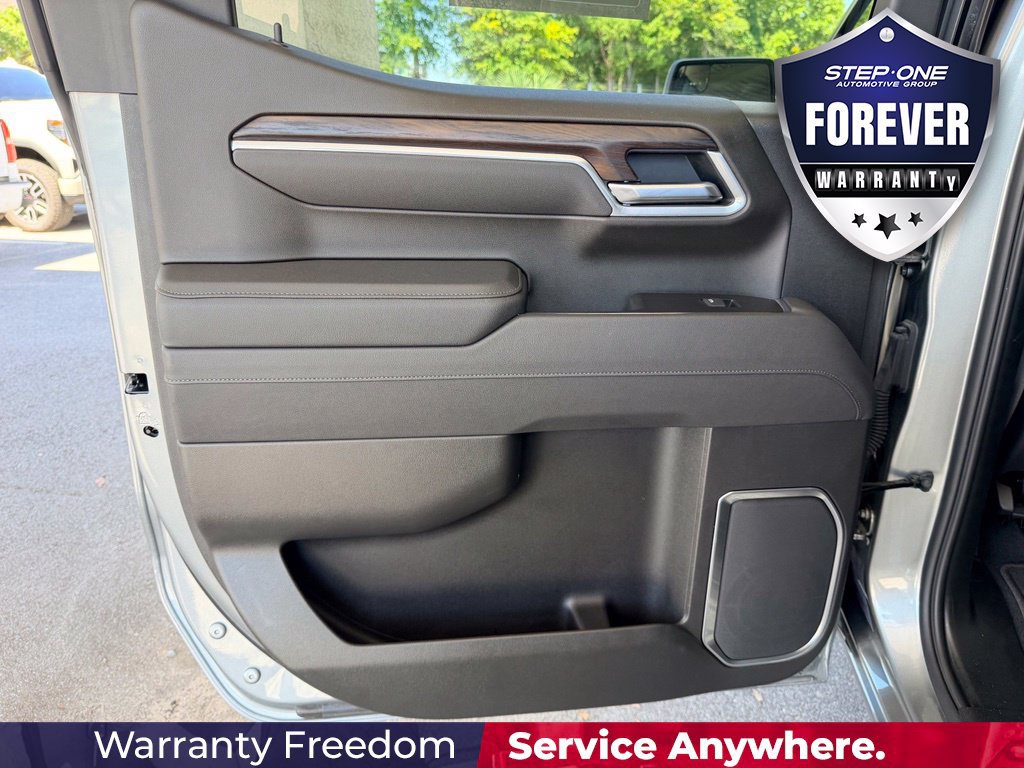 Used 2026 GMC Sierra 1500 SLT RWD image 26