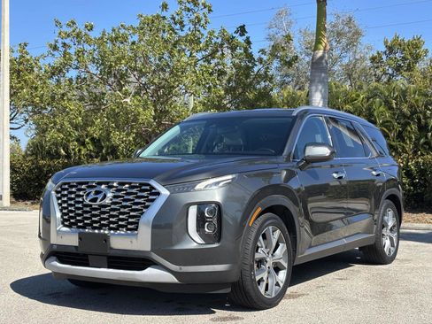 Used 2020 Hyundai Palisade SEL image 2