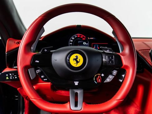 Certified 2022 Ferrari Roma image 4