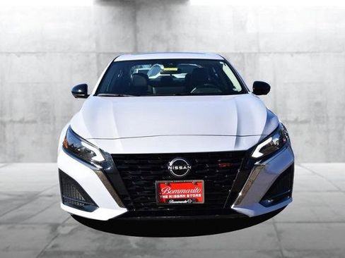 Certified 2024 Nissan Altima 2.0 SR image 4