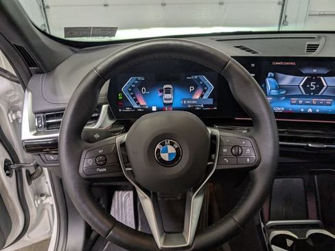 Used 2026 BMW X1 xDrive28i AWD/4WD image 17