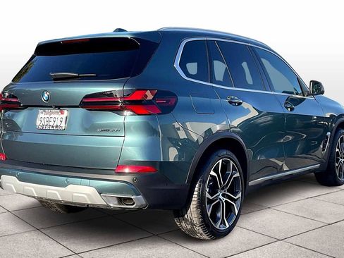 Used 2025 BMW X5 sDrive40i w/ Premium Package image 16