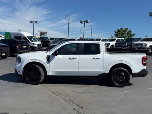 New 2025 Ford Maverick Lariat w/ Black Appearance Package AWD/4WD image 10