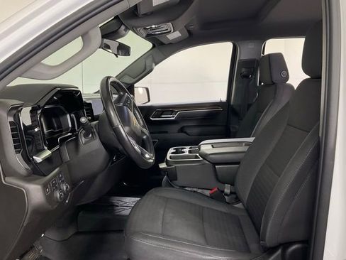 Used 2022 Chevrolet Silverado 1500 LT image 28