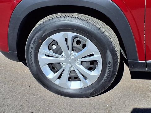 Used 2024 Chevrolet Trax LS FWD image 24