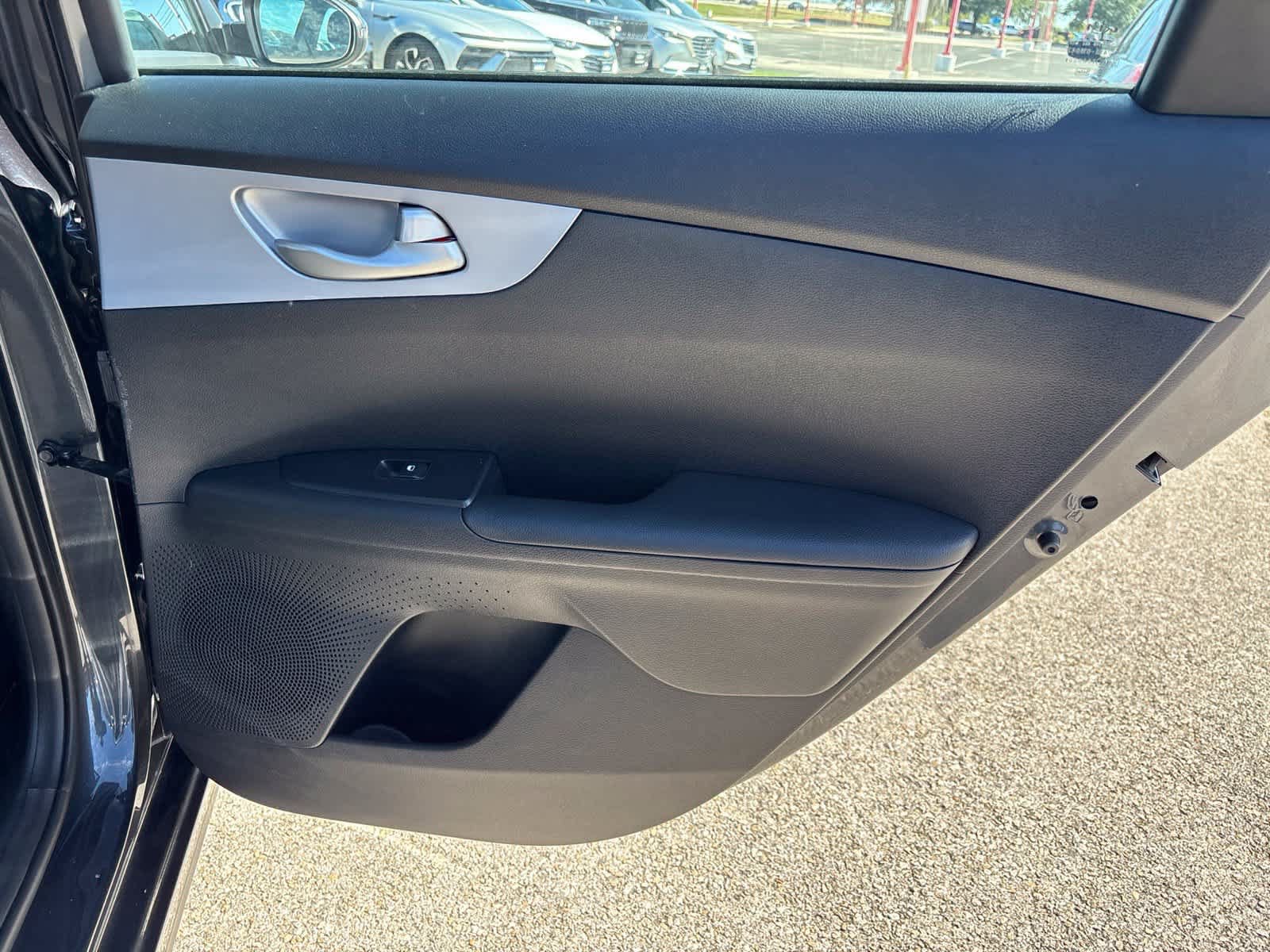 Used 2024 Kia Forte LXS w/ LXS Technology Package FWD image 14