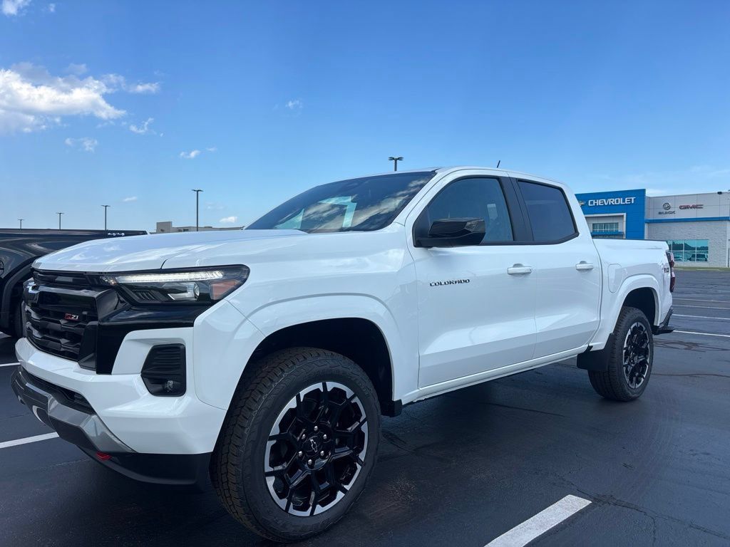 New 2026 Chevrolet Colorado Z71 w/ Z71 Convenience Package 2 AWD/4WD image 1