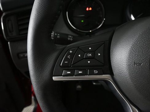 Used 2017 Nissan Rogue SL w/ SL Premium Package image 10