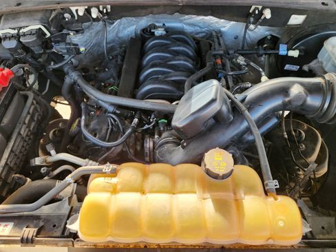 Used 2015 Ford F150 Lariat w/ Equipment Group 501A Mid image 34