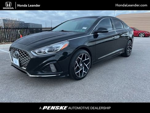 Used 2019 Hyundai Sonata Limited w/ Ultimate Package 04 image 1