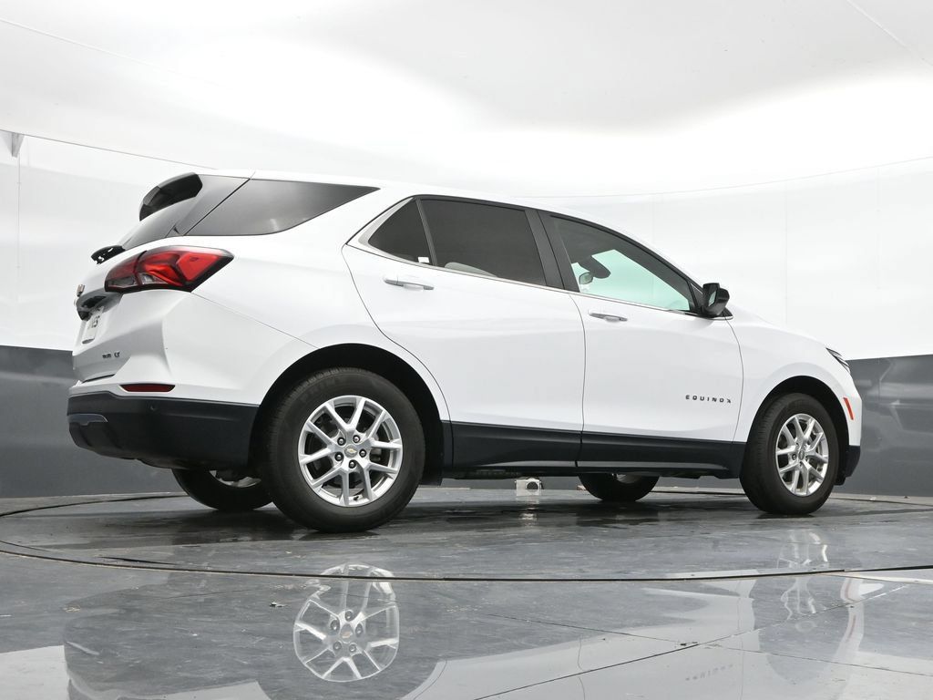 Used 2024 Chevrolet Equinox LT AWD/4WD image 39