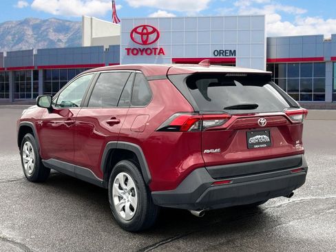 Used 2024 Toyota RAV4 LE image 5
