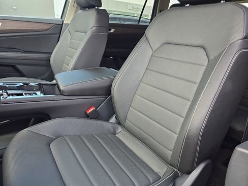 New 2026 Volkswagen Atlas SEL AWD/4WD image 14