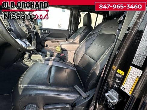 Used 2021 Jeep Gladiator Overland w/ Popular Equipment Package AWD/4WD image 10