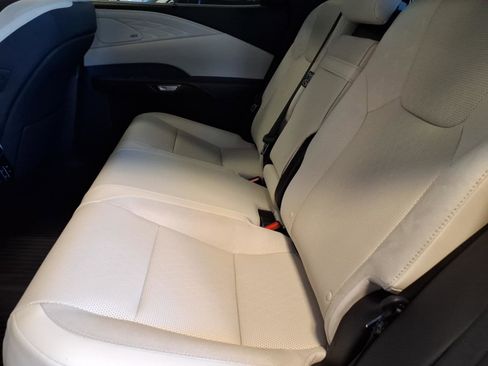 New 2026 Lexus RX 450h AWD image 10