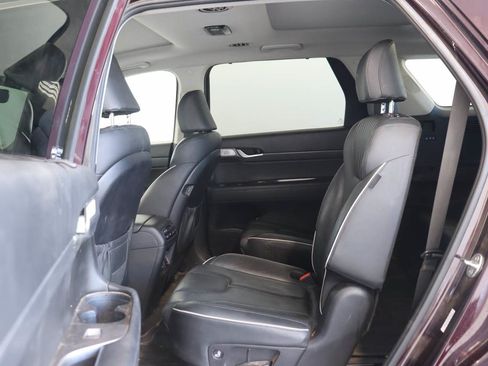 Used 2024 Hyundai Palisade Limited FWD image 18
