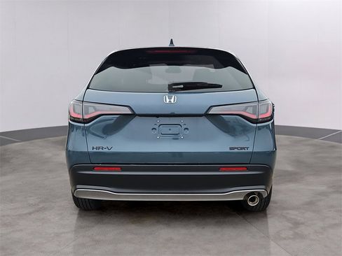 Certified 2026 Honda HR-V Sport image 5