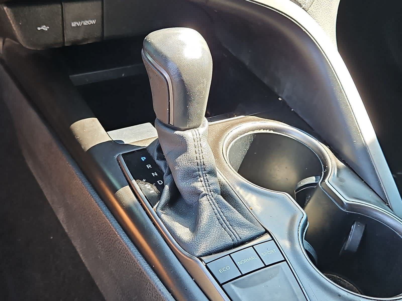 Used 2023 Toyota Camry SE FWD image 30