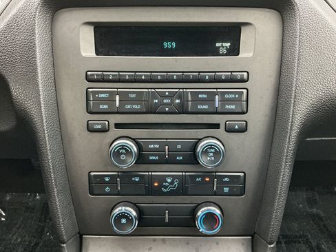 Used 2012 Ford Mustang GT RWD image 30