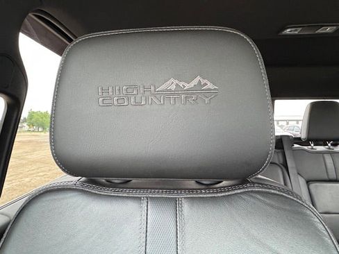 Used 2019 Chevrolet Silverado 1500 High Country w/ Safety Package II image 44