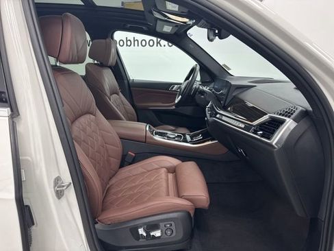 Used 2024 BMW X5 xDrive40i image 31