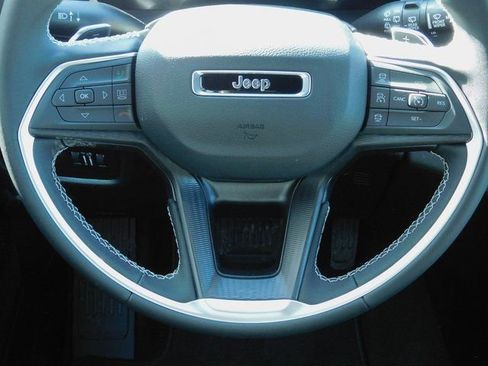 New 2026 Jeep Grand Cherokee Laredo w/ Trailer Tow Package image 7