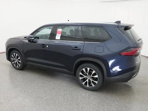 New 2026 Toyota Grand Highlander AWD Hybrid image 4