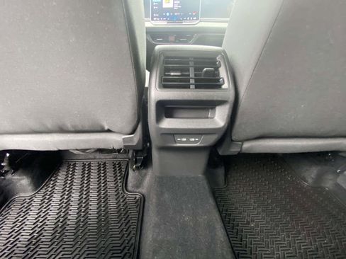Certified 2025 Volkswagen Tiguan S AWD/4WD image 19