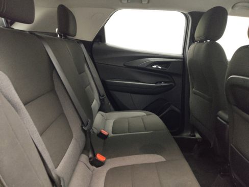 Used 2021 Chevrolet TrailBlazer LS image 19