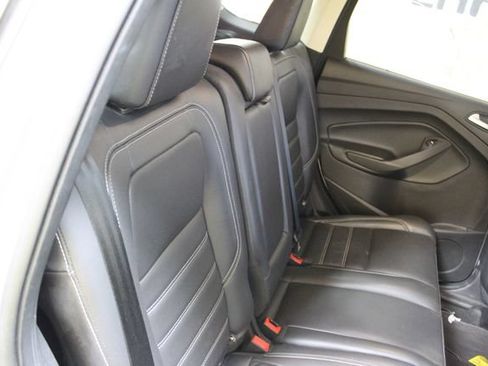 Used 2018 Ford Escape SEL AWD/4WD image 9