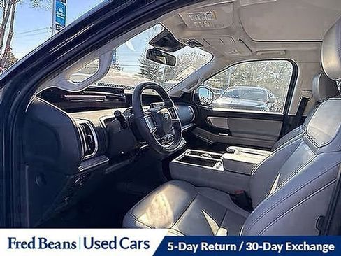 Used 2025 Ford Expedition Max Active image 32