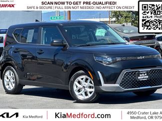 Used 2023 Kia Soul S image 1